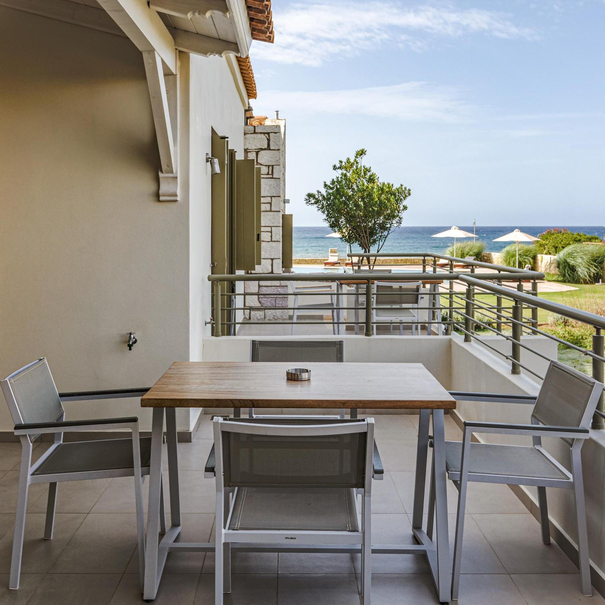 Callisto Seaside Homes & Suites Маратополис Экстерьер фото