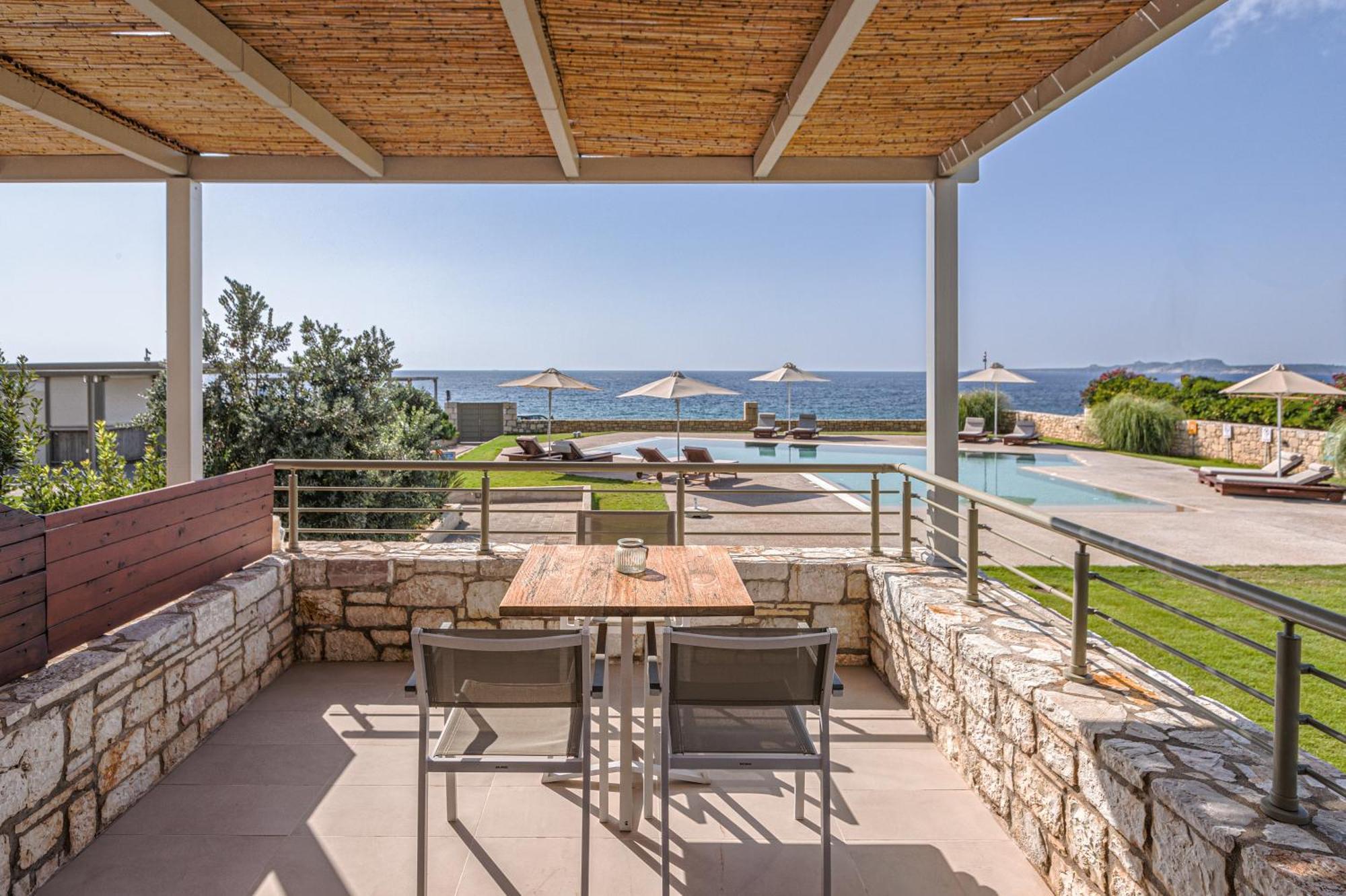 Callisto Seaside Homes & Suites Маратополис Экстерьер фото